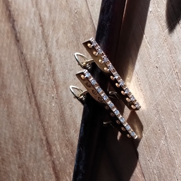 18k natural diamond earrings - Picture 5 of 8